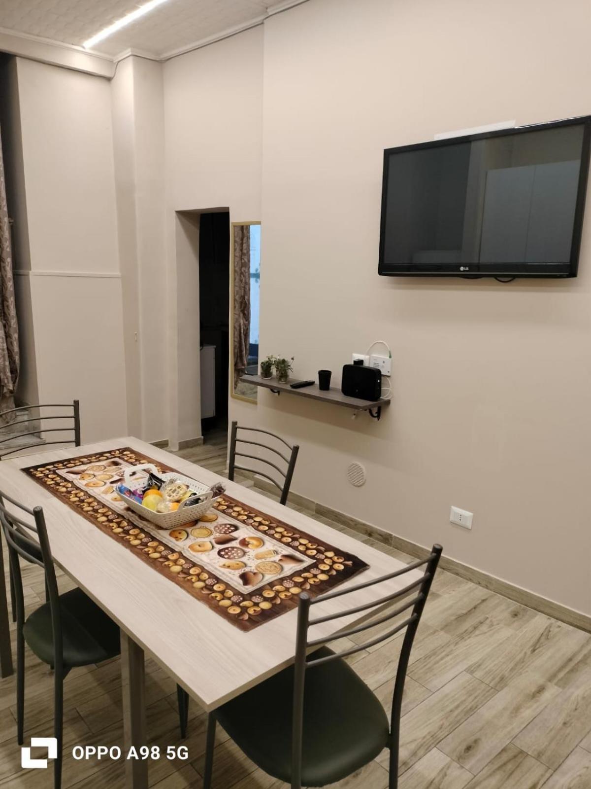 La Torre Del Duomo Apartment คาตาเนีย ภายนอก รูปภาพ